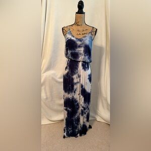 Lush Navy and White Tie-Dye Maxi Dress - Size Medium